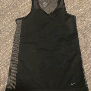 Nike performance tank top XS